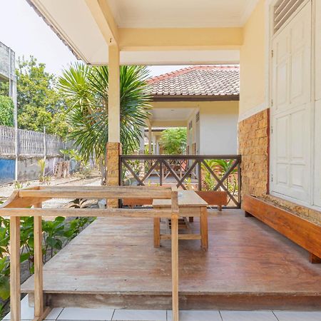 Homestay Lucu 2 길리트라왕안 외부 사진