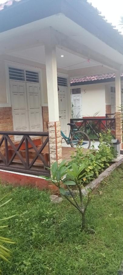 Homestay Lucu 2 길리트라왕안 외부 사진