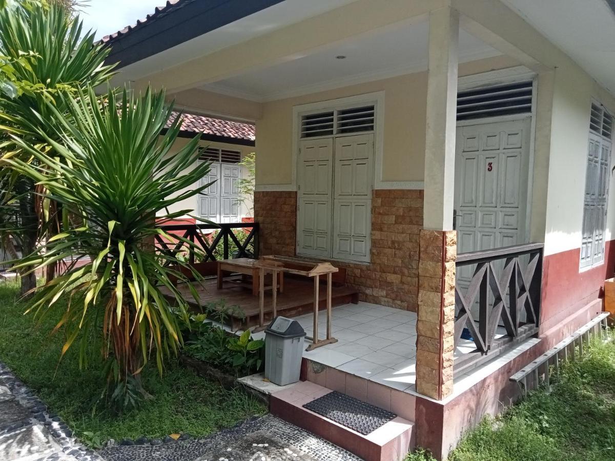 Homestay Lucu 2 길리트라왕안 외부 사진